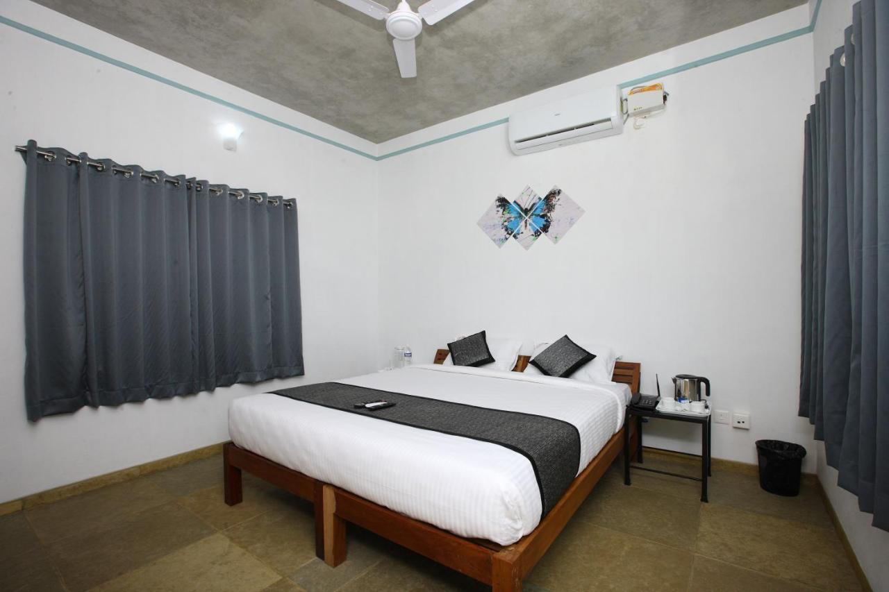 Hotel Du Palais - Auroville Beach Пондичерри Экстерьер фото