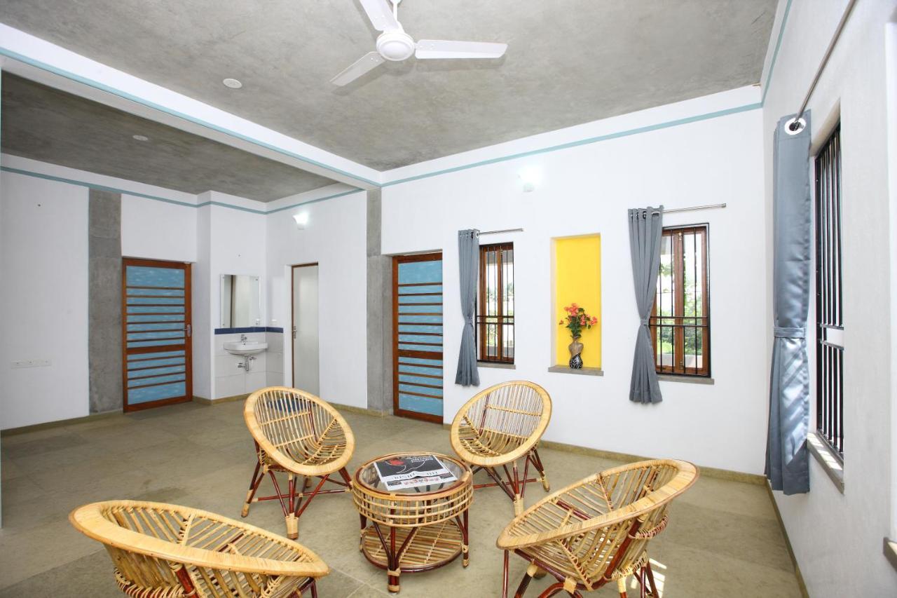 Hotel Du Palais - Auroville Beach Пондичерри Экстерьер фото