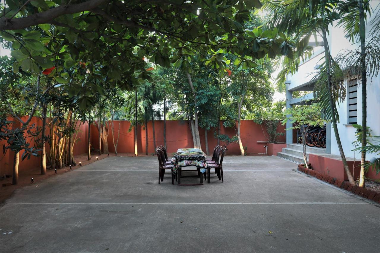 Hotel Du Palais - Auroville Beach Пондичерри Экстерьер фото